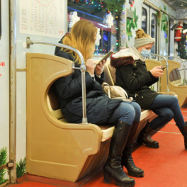 В новогоднюю ночь проезд на метро, МЦК и наземном транспорте Москвы будет бесплатным