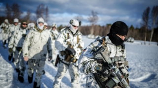 Россия обеспокоена военной активностью НАТО в арктической части Новергии