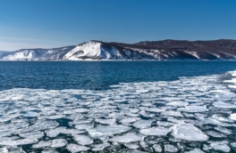 Байкал в этом году не покроется льдом из-за аномально теплой зимы