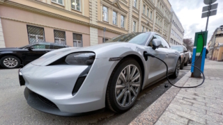 В Москве хотят расширить сеть ЭЗС с помощью долгосрочных контрактов