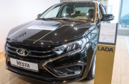 Продажи Lada Vesta с новой шестиступенчатой коробкой передач начал АвтоВАЗ