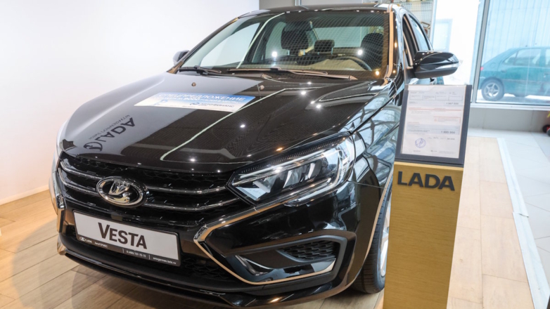 АвтоВАЗ начал продажи Lada Vesta с 6-ступенчатой 