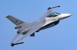 Украина и Чехия договорились готовить украинских пилотов на F-16