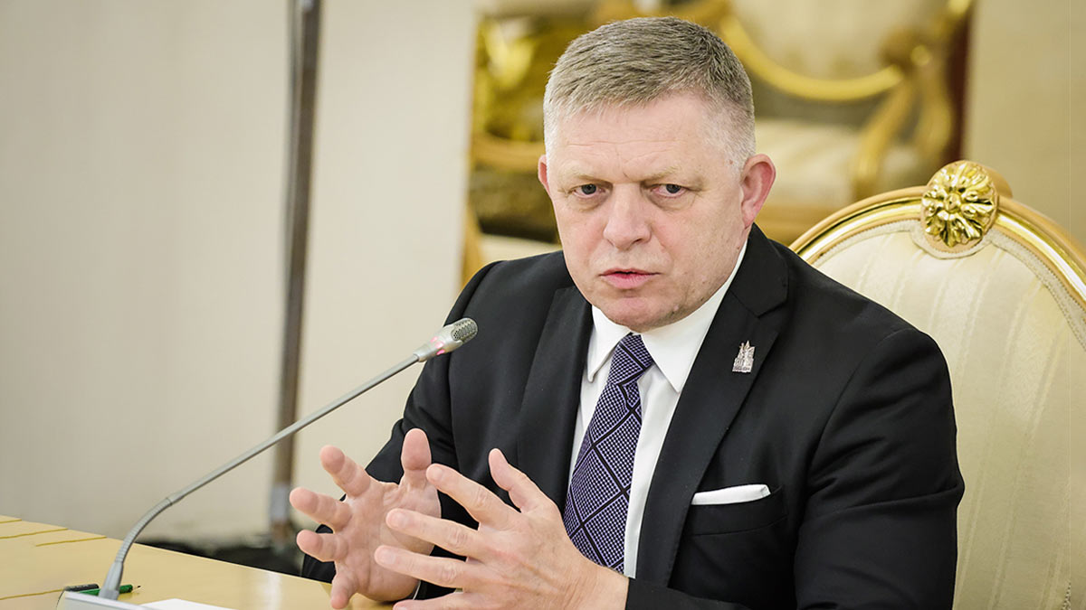 Фицо раскритиковал Мерца за идею лишить Словакию выплат от Евросоюза