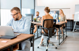 Россиян в 2026 году ждут 6 четырехдневных рабочих недель и 1 трехдневная