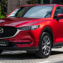 Дилеры Mazda начали продажи автомобилей в РФ с официальной гарантией