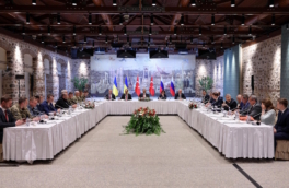 Россия и Украина взяли паузу в переговорах в Стамбуле
