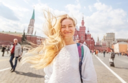 Ветер обрушится на Москву в начале следующей недели: погода будет потенциально опасна