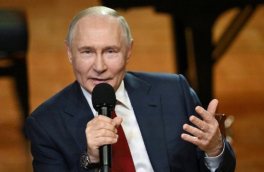 Совмещать в образовании дореволюционный и советский опыт: о чем Путин говорил в центре "Сириус"