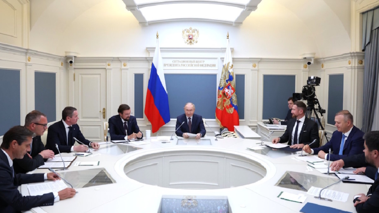 Встреча президента РФ Владимира Путина с членами