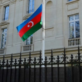 В Азербайджане отменили культурные мероприятия по линии России