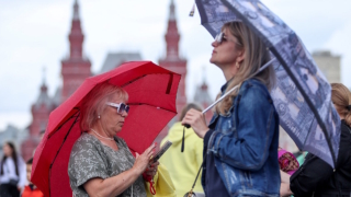Москву накрыл североатлантический циклон "Корнелиус", который подтопил Париж