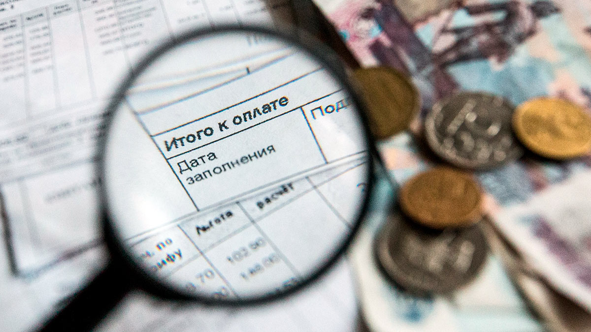 Как сэкономить на оплате услуг ЖКХ, рассказал депутат