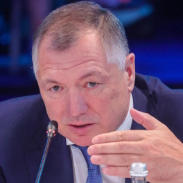 Льготную ипотеку для семей с детьми до 14 лет временно отложили, заявил Хуснуллин