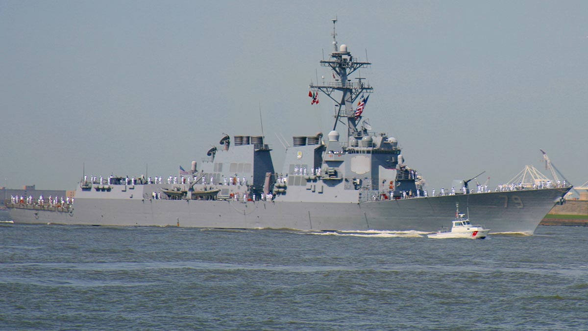 США разместили пять ракетных эсминцев в Средиземном море