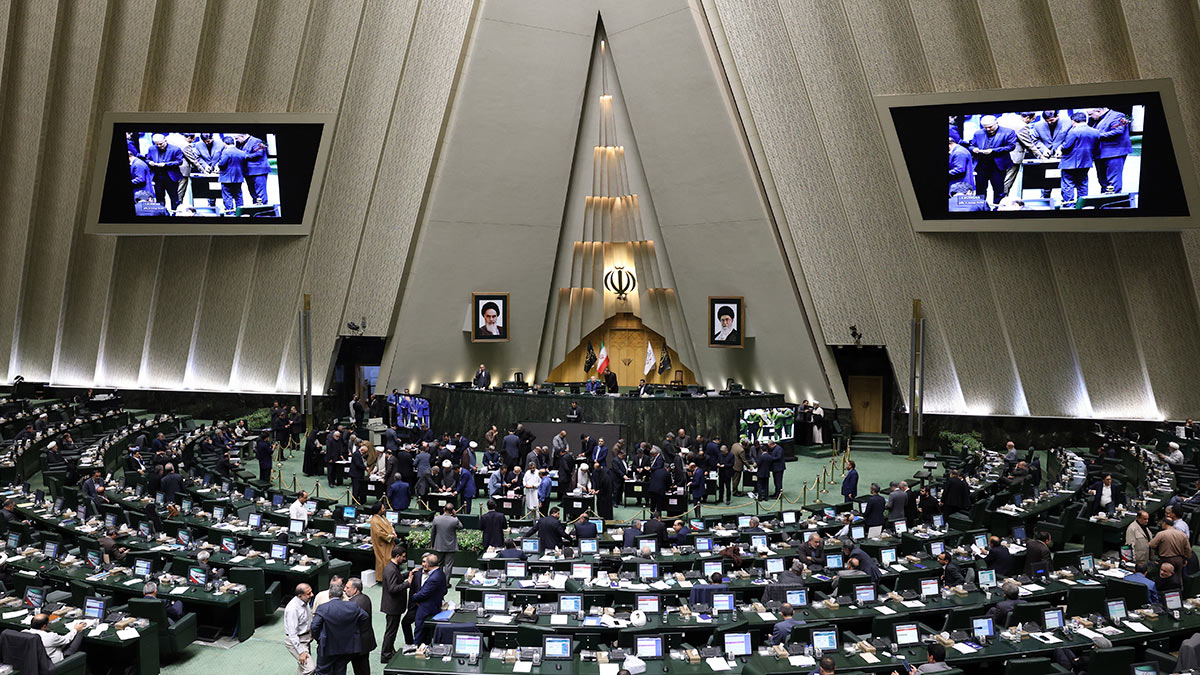 Парламент Ирана одобрил законопроект о приостановке сотрудничества с МАГАТЭ