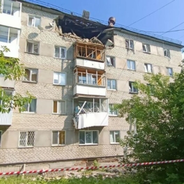Четыре человека пострадали при взрыве газа в жилом доме в Свердловской области