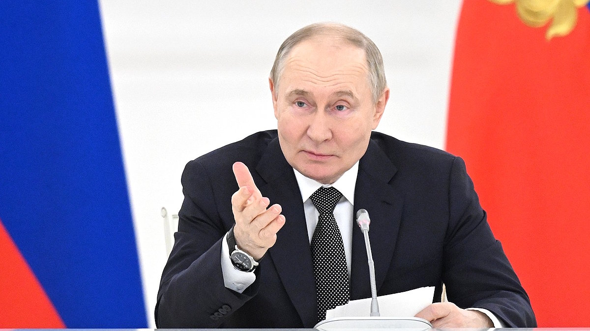 Президент России Владимир Путин провел совещание по нацпроектам