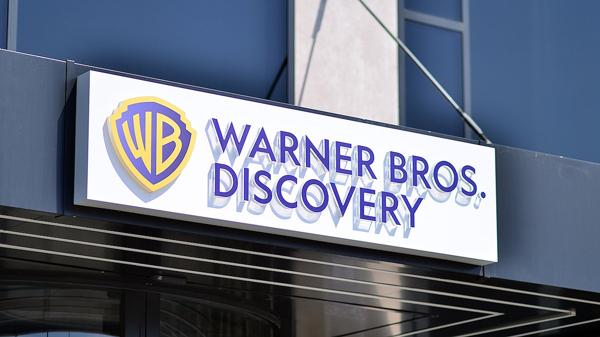 Компанию Warner Bros. Discovery разделили на две части
