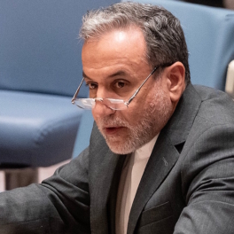 Иран не откажется от ядерной программы, заявил Аракчи
