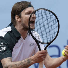 Александр Бублик выиграл 2-й подряд турнир ATP