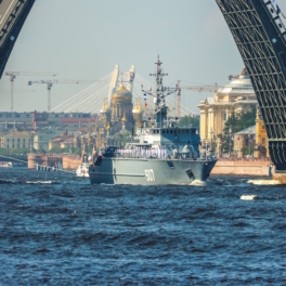 В Санкт-Петербурге отменили главный парад ко Дню ВМФ