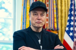 Маск пообещал оплатить юрзащиту тем, кто расскажет правду об Эпштейне