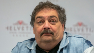 Писатель Дмитрий Быков объявлен в розыск