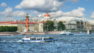 В Петербурге объявили "желтый" уровень погодной опасности из-за жары и гроз