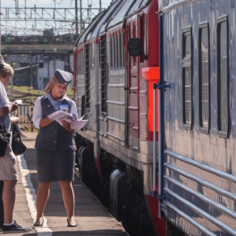 РЖД в жару стали охлаждать вагоны перед посадкой пассажиров