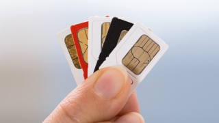 Минцифры выявило 56 человек, на которых оформлены более миллиона активных SIM-карт