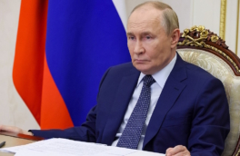 Путин обсудил с правительством госуслуги, ОЭЗ и "Земского доктора"