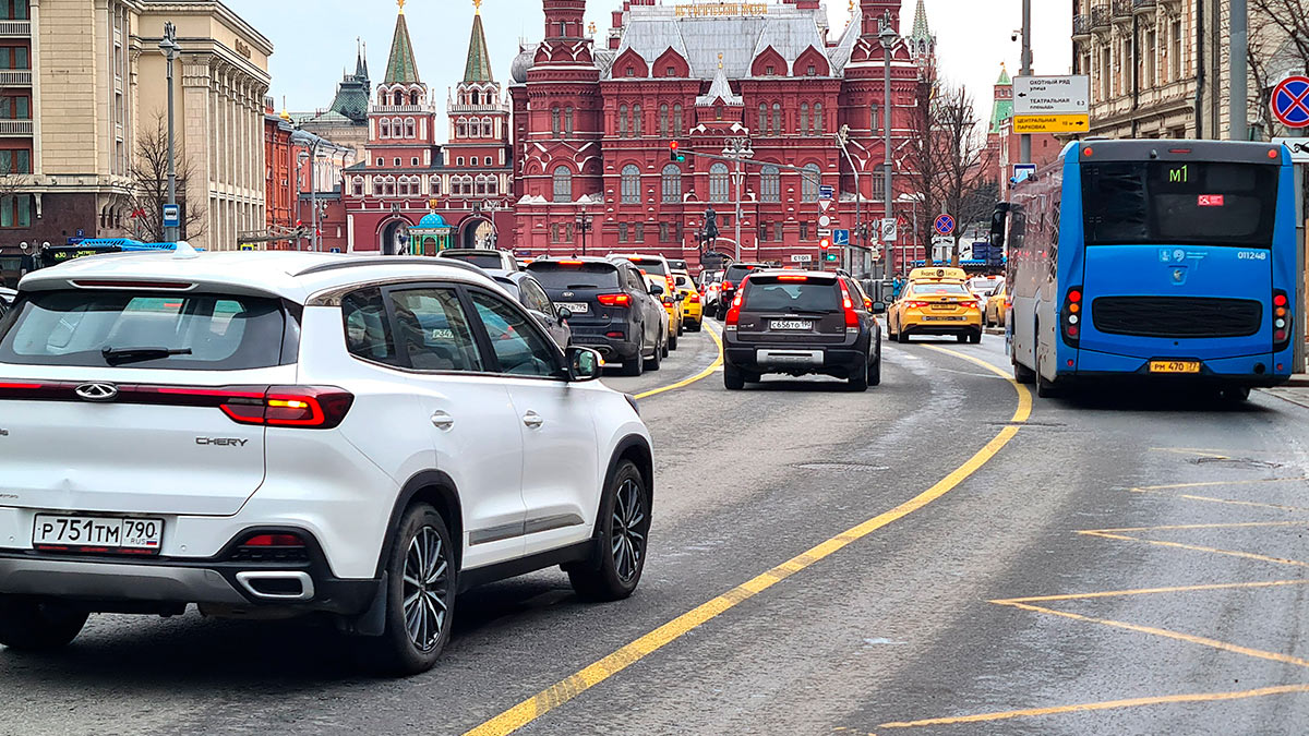 Новый вид желтой разметки впервые применен в Москве