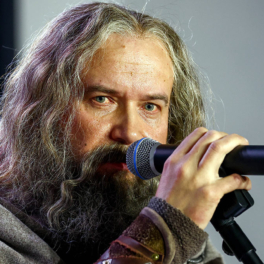 Павел Расторгуев дебютирует в этноопере вместо отца