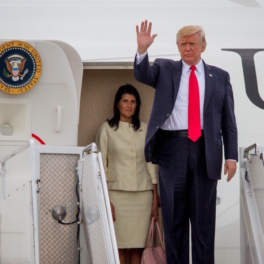 Трамп вылетел на встречу с Путиным в Анкоридж