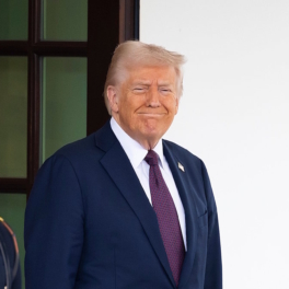 Трамп лично встретит Путина на взлетно-посадочной полосе