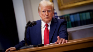 Трамп рассказал о наращивании военного производства для поставок в Европу