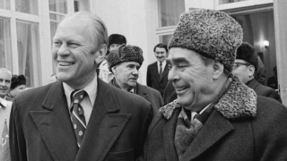 Перед саммитом Путина и Трампа: как полвека назад во Владивостоке встретились Брежнев и Форд