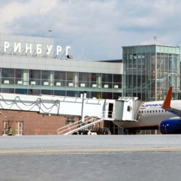 В аэропорту Екатеринбурга задержали и отменили ряд рейсов