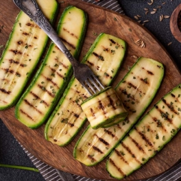 Как приготовить кабачки на гриле или мангале, чтобы было вкусно: рецепты маринада и лайфхаки опытных кулинаров