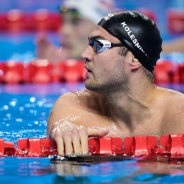 Пловец Колесников выиграл золото ЧМ по плаванию на 50-метровке на спине