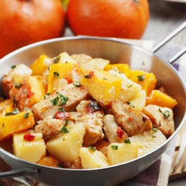 Тушеная курица с картошкой и тыквой