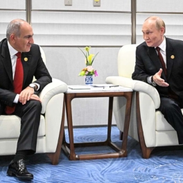 Путин встретился с Пашиняном