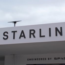 Украина ведет переговоры с Польшей об оплате услуг Starlink