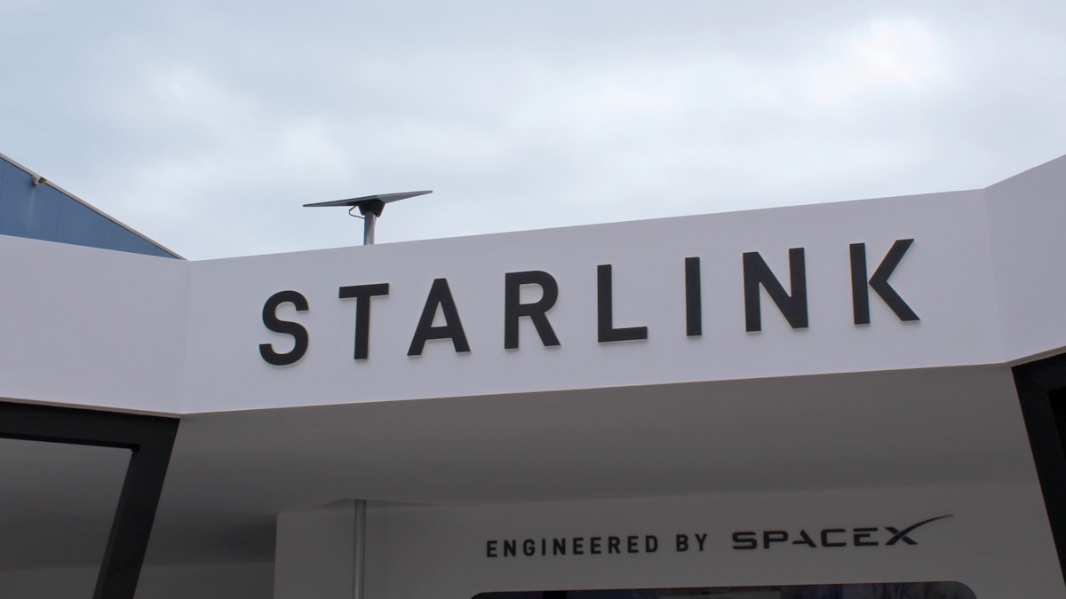 Украина начала консультации с Польшей об оплате Starlink