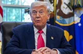 Трамп обвинил СМИ в искажении правды об успешности саммита на Аляске