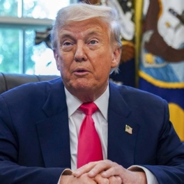 Трамп обвинил СМИ в искажении правды об успешности саммита на Аляске