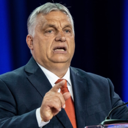 Венгрия могла бы за день развалить Украину, заявил Орбан