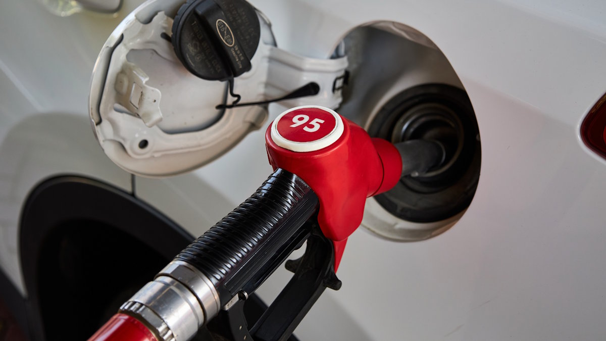 АИ-95 просел больше чем на 2%