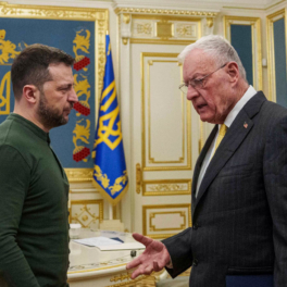 Зеленский обсудит с Келлогом подготовку к встрече с Путиным